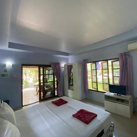 Oyo 966 Boss Khaoyai Hotel Banbungtöj Kültér fotó