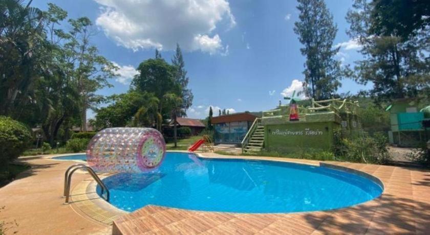Oyo 966 Boss Khaoyai Hotel Banbungtöj Kültér fotó