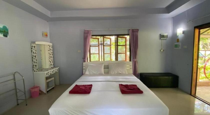 Oyo 966 Boss Khaoyai Hotel Banbungtöj Kültér fotó