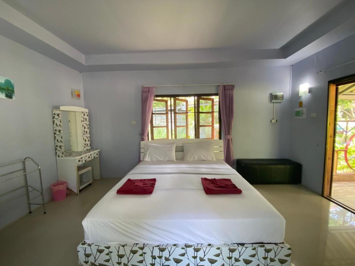 Oyo 966 Boss Khaoyai Hotel Banbungtöj Kültér fotó