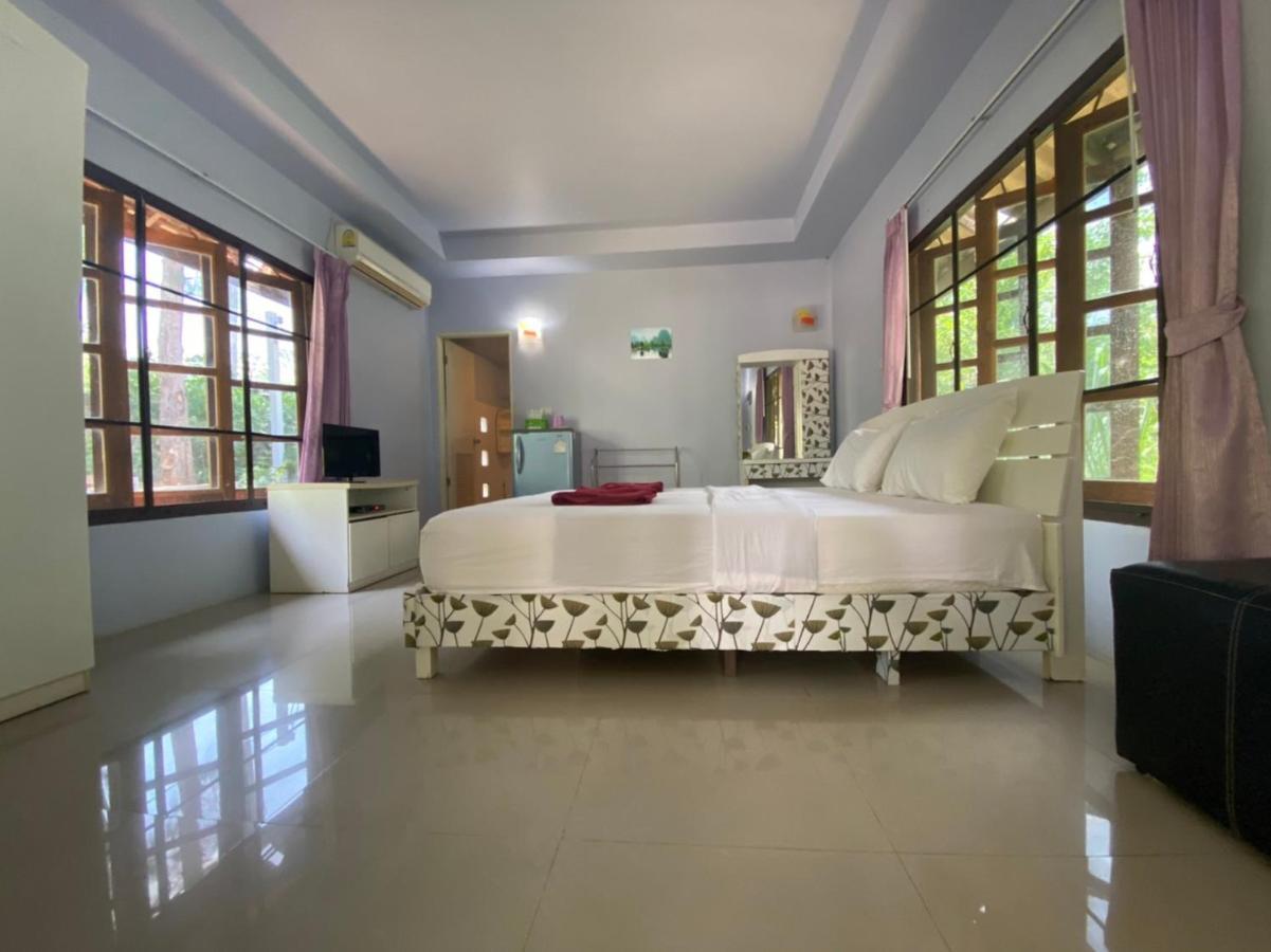 Oyo 966 Boss Khaoyai Hotel Banbungtöj Kültér fotó