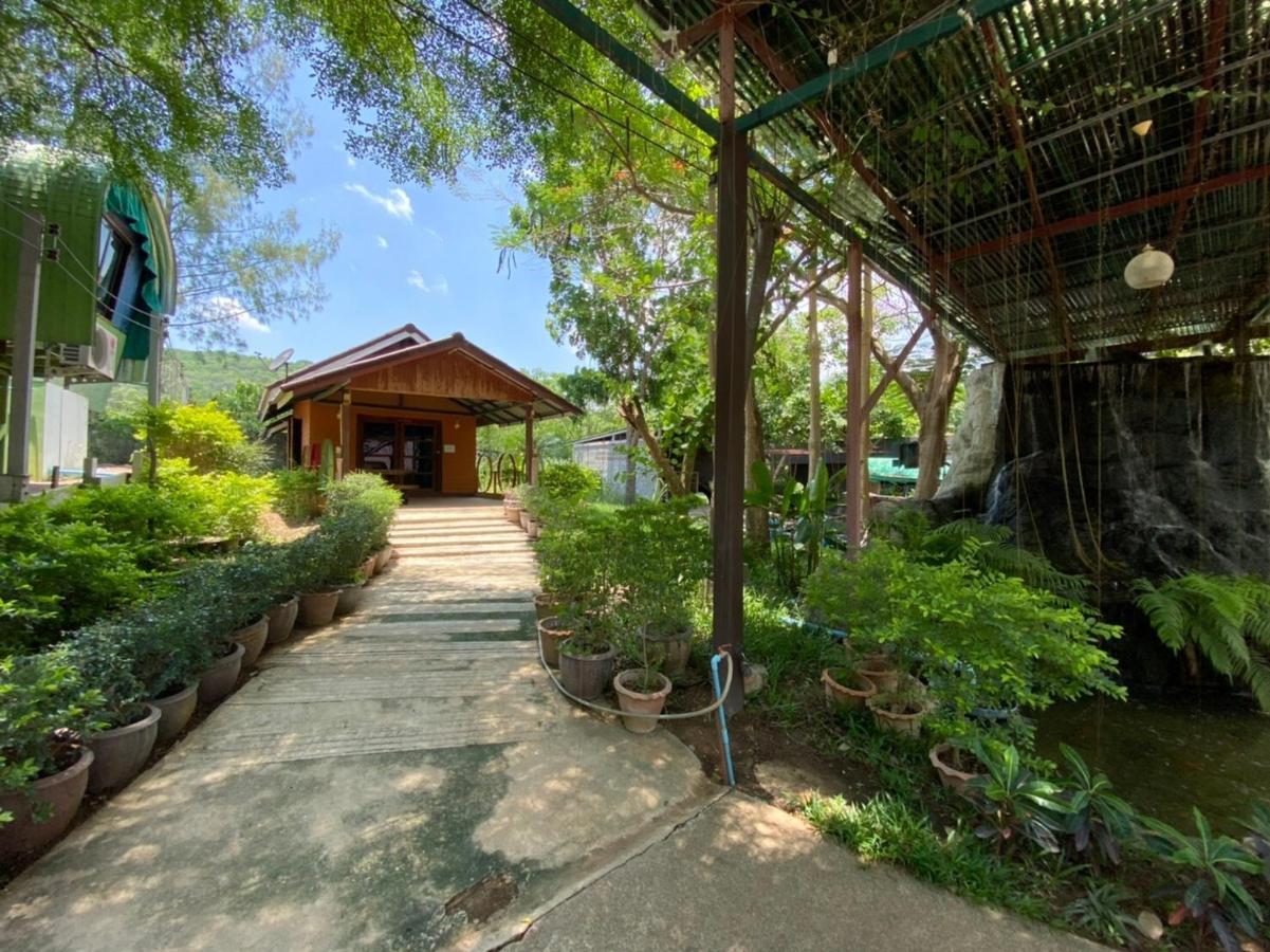 Oyo 966 Boss Khaoyai Hotel Banbungtöj Kültér fotó
